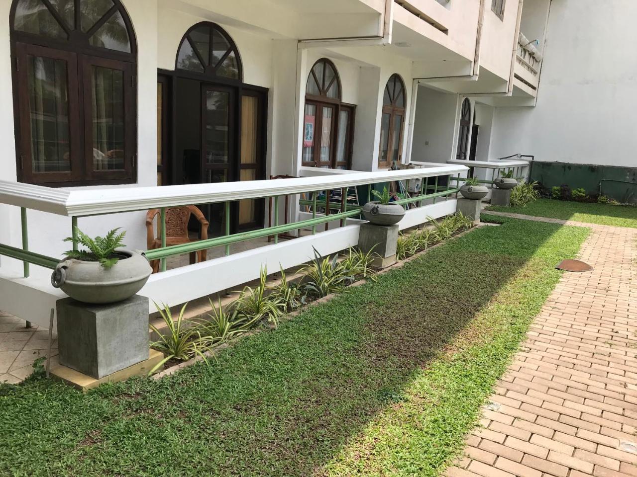 Romantic Garden Hotel Negombo Kültér fotó