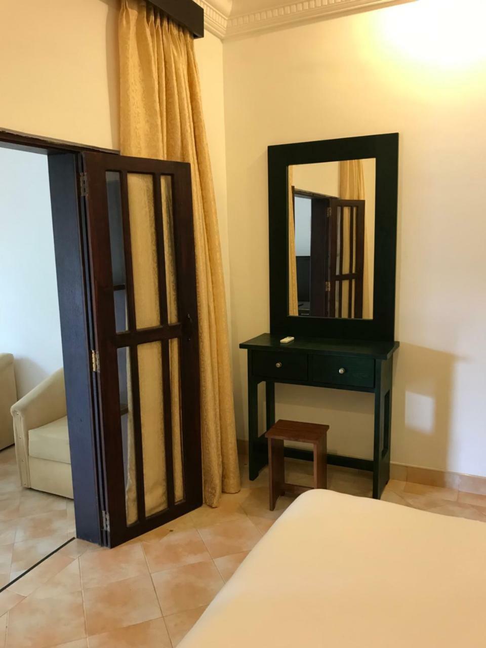Romantic Garden Hotel Negombo Kültér fotó